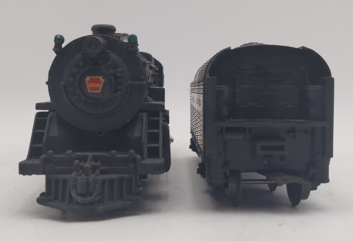 Lionel 2035 Vintage O 2-6-4 Die-Cast Steam Locomotive & Tender VG