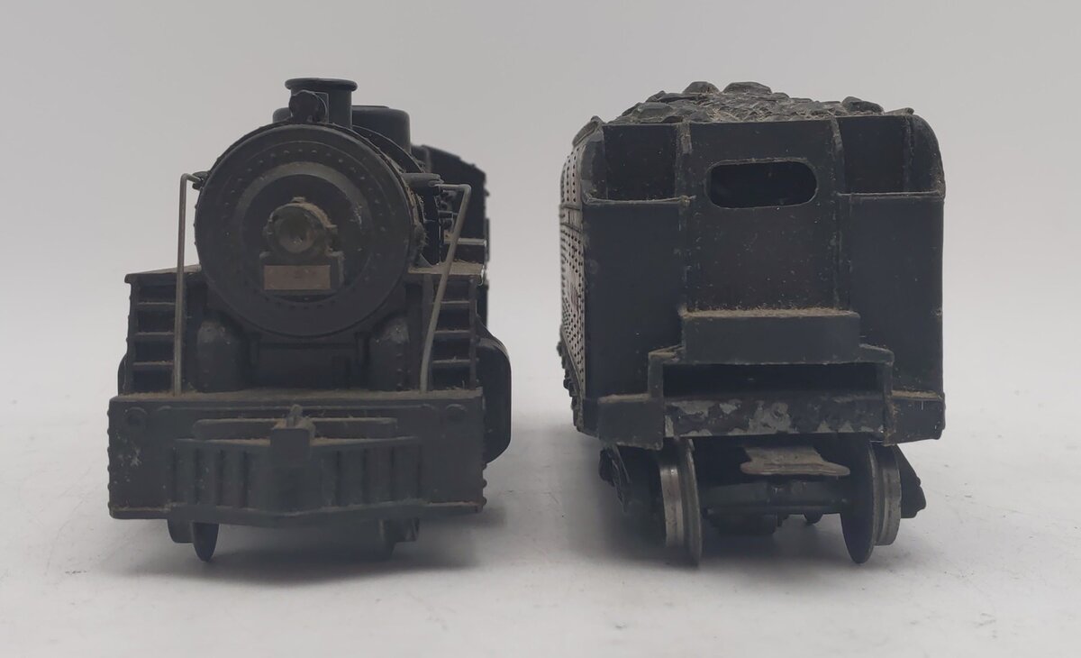 Lionel 1666 Vintage O 2-6-2 Die-Cast Steam Locomotive & 2466WX Tender VG