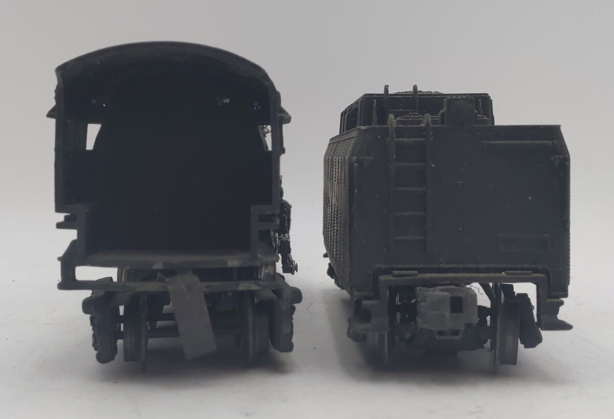 Lionel 2055 Vintage O 4-6-4 Hudson Steam Locomotive with 6026W Tender VG