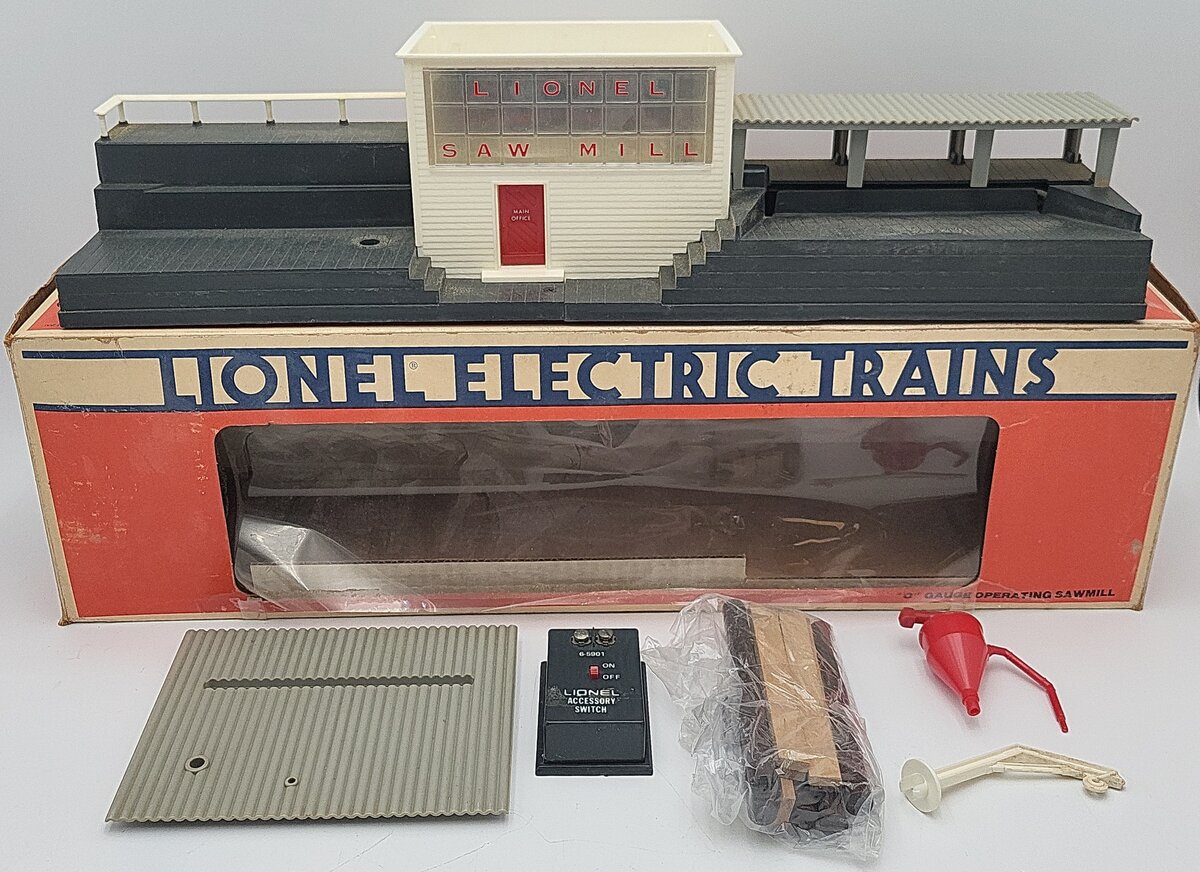 Lionel 6-2301 O Gauge Operating Sawmill EX/Box
