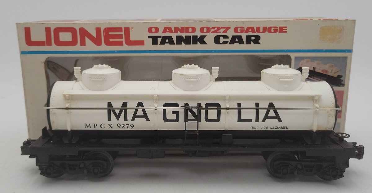 Lionel 6-9279 O Gauge Magnolia 3-Dome Tank Car VG/Box