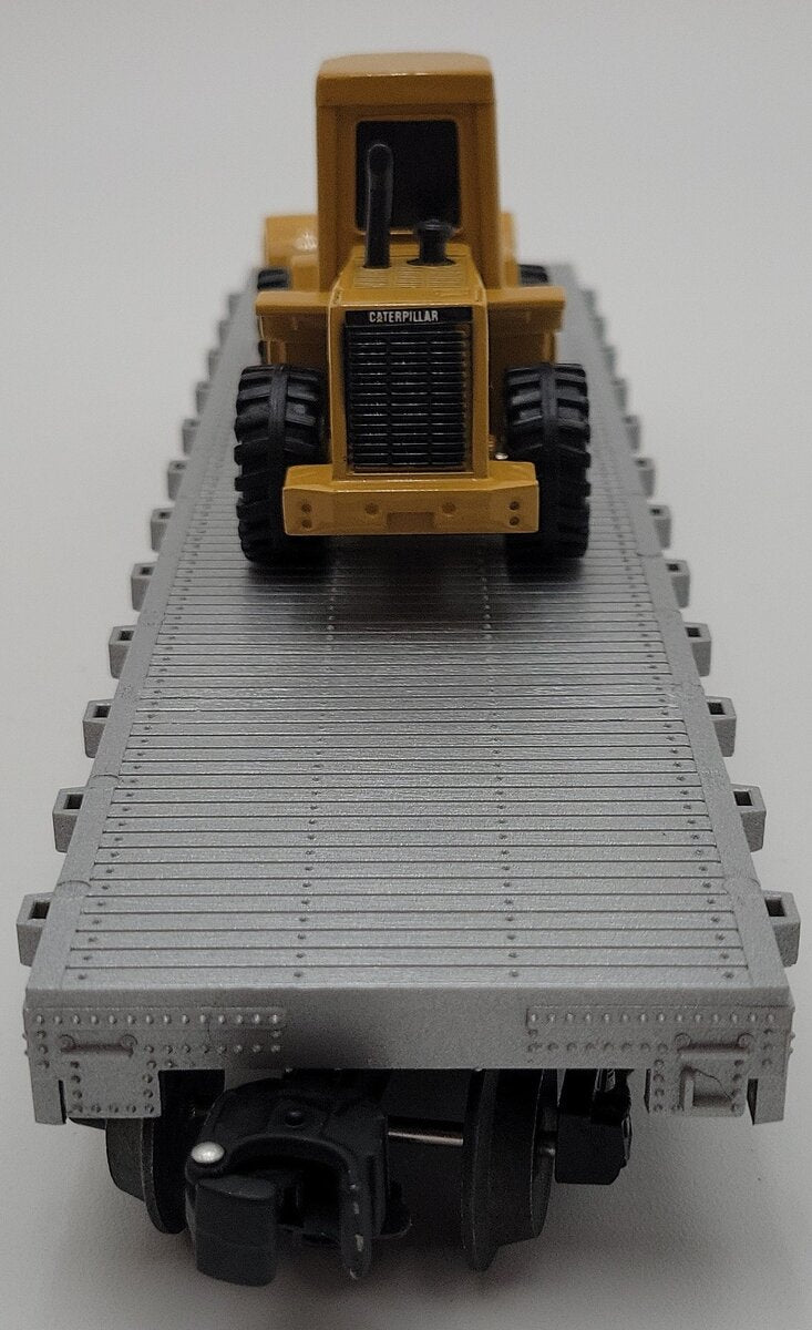 Lionel 6-17517 O Gauge Western Pacific Flatcar #9823 w/Ertl Caterpiller Loader LN/Box
