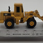 Lionel 6-17517 O Gauge Western Pacific Flatcar #9823 w/Ertl Caterpiller Loader LN/Box