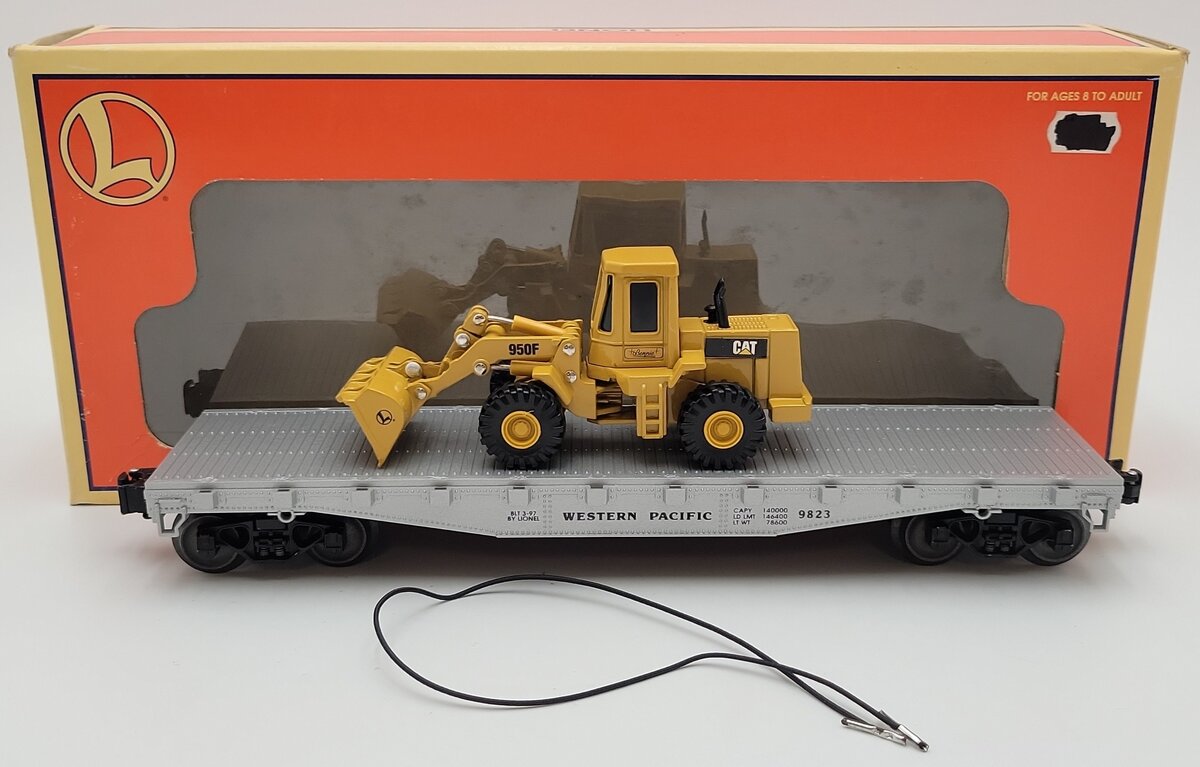 Lionel 6-17517 O Gauge Western Pacific Flatcar #9823 w/Ertl Caterpiller Loader LN/Box