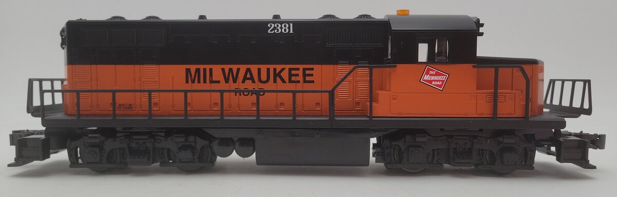 Lionel 6-18574 O Gauge Milwaukee Road GP-20 Diesel Locomotive #2381 EX/Box