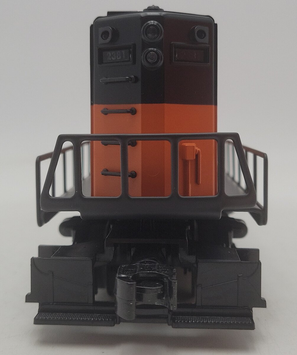 Lionel 6-18574 O Gauge Milwaukee Road GP-20 Diesel Locomotive #2381 EX/Box