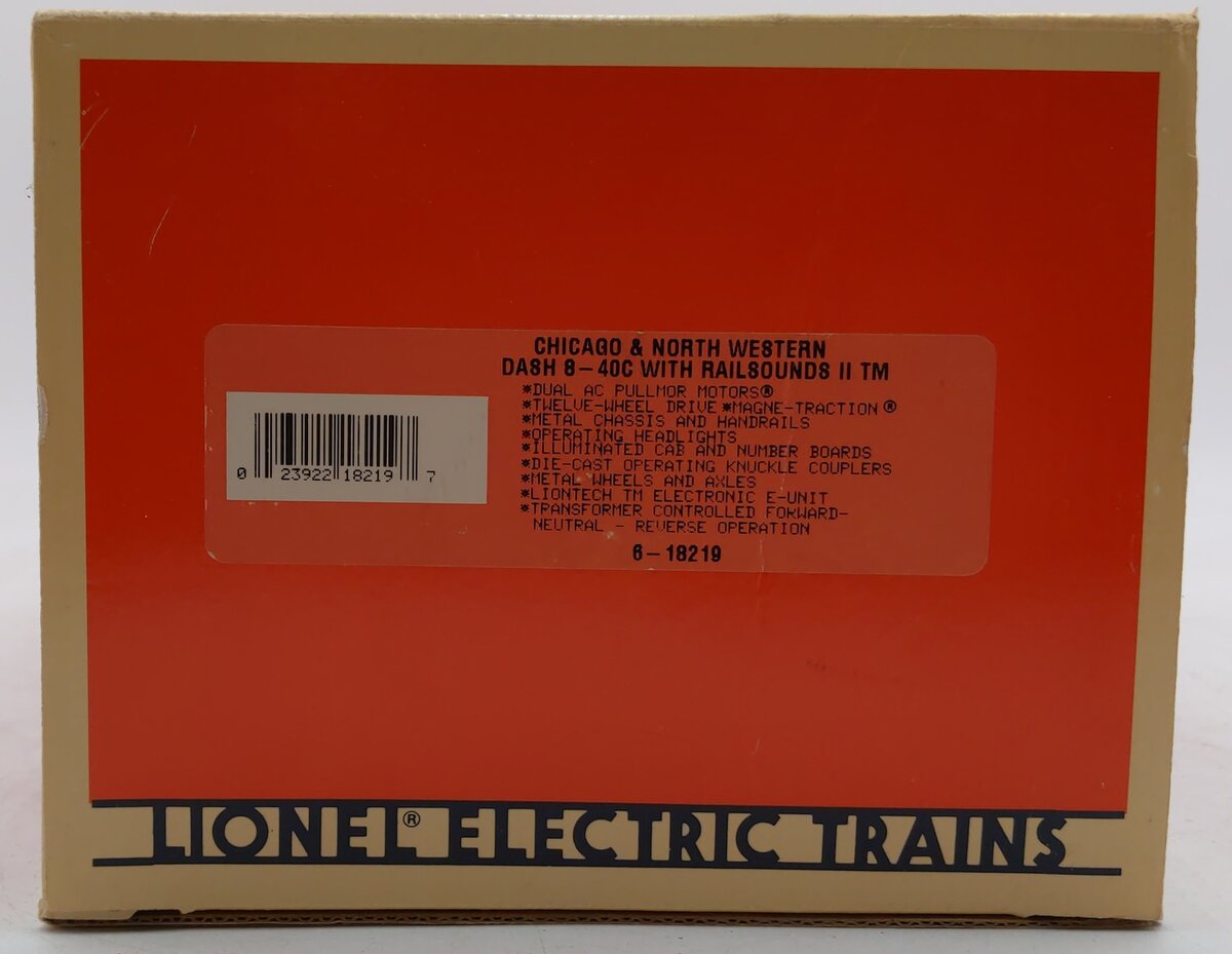 Lionel 6-18219 O Gauge CNW Dash-8 40C Diesel Locomotive W/RSll #8501 EX/Box