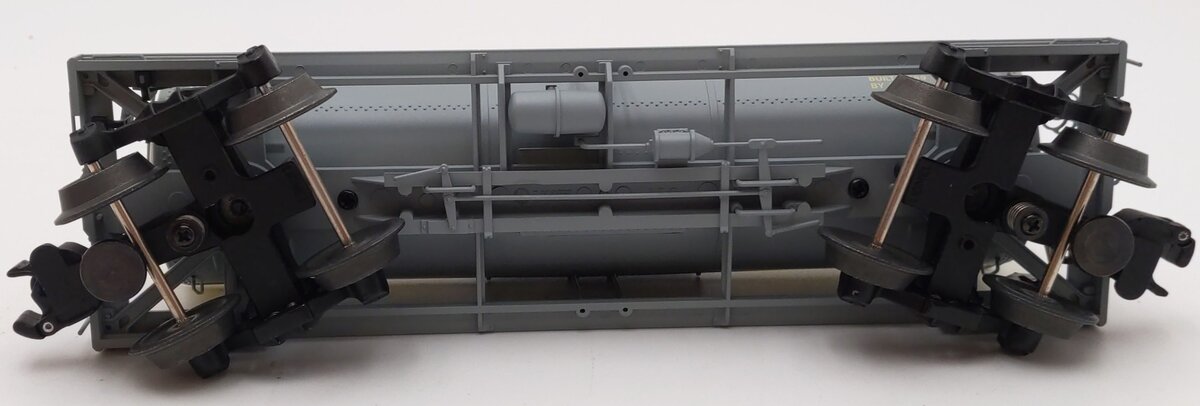Lionel 6-19615 O Gauge Vulcan 8,000 Gallon Tank Car #1015 LN/Box