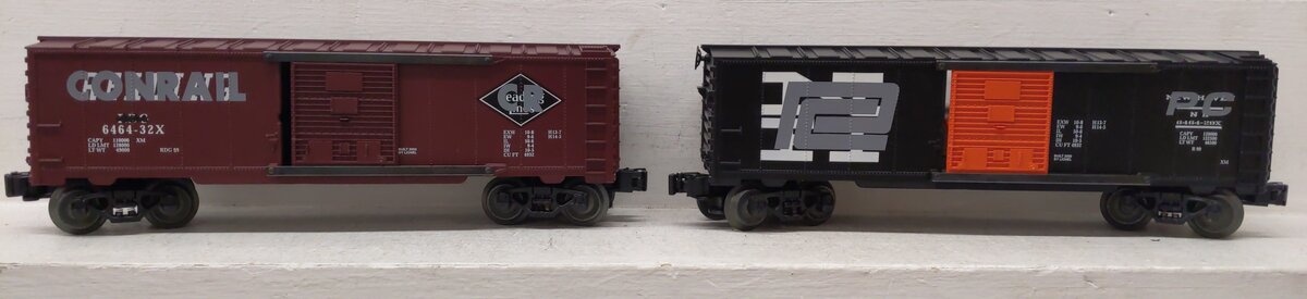 Lionel 6-29286 O Gauge Overstamped Conrail/Reading & PC/NH 2-Car Boxcar Set LN/Box