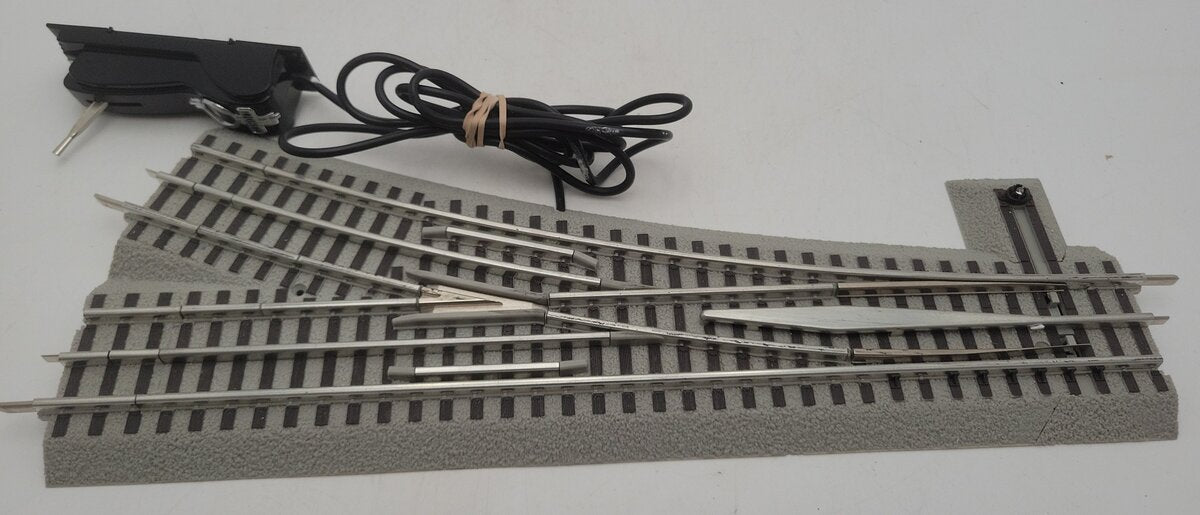 Lionel 6-12049 O72 Right Hand Remote-Control FasTrack Switch Turnout EX/Box
