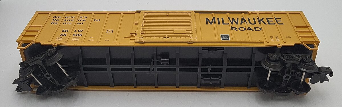 Weaver O Scale Milwaukee Road Boxcar #56505 LN/Box