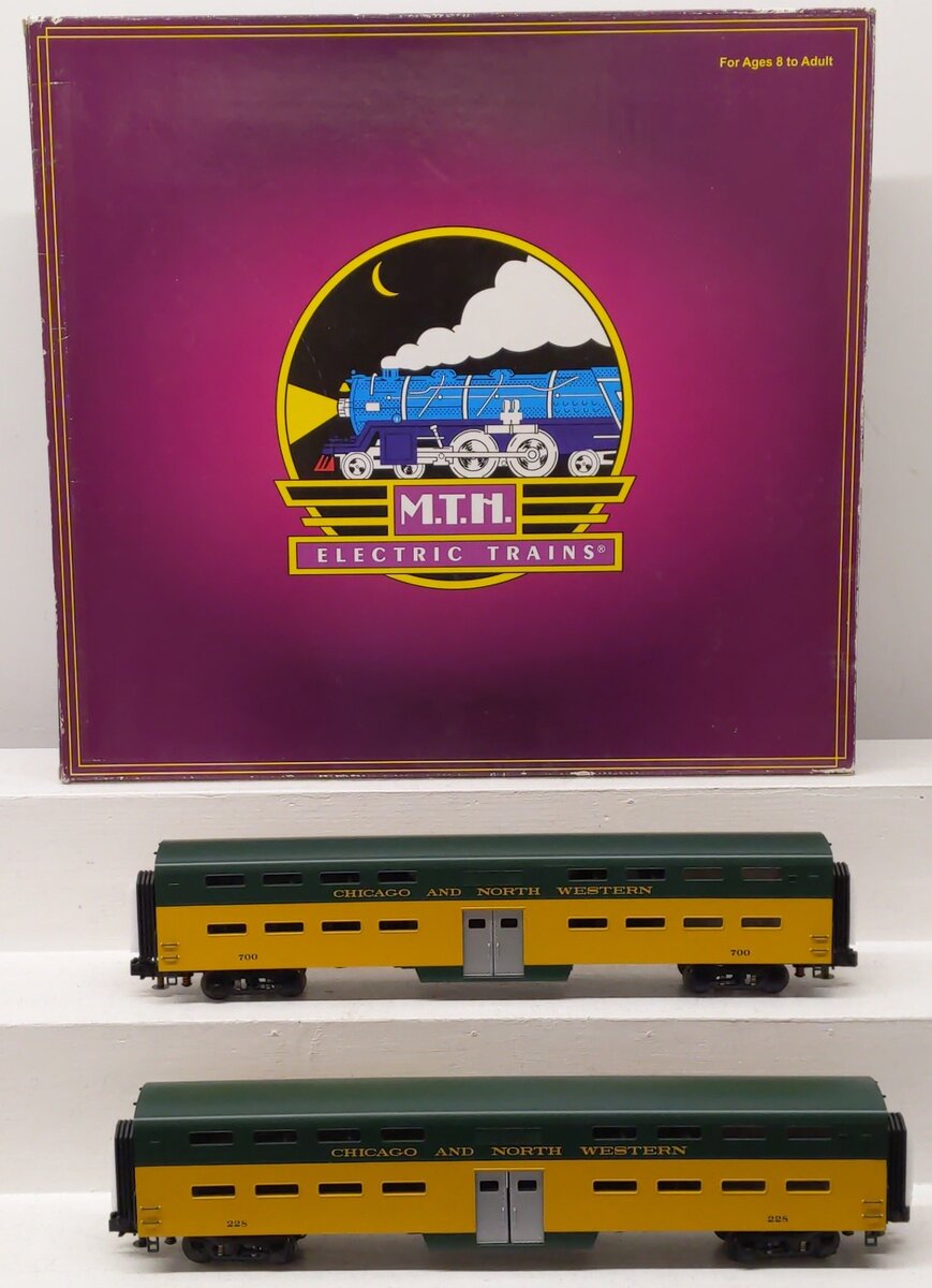 MTH 20-6558 O Chicago & North Western Bi-Level Passenger Car Set EX/Box