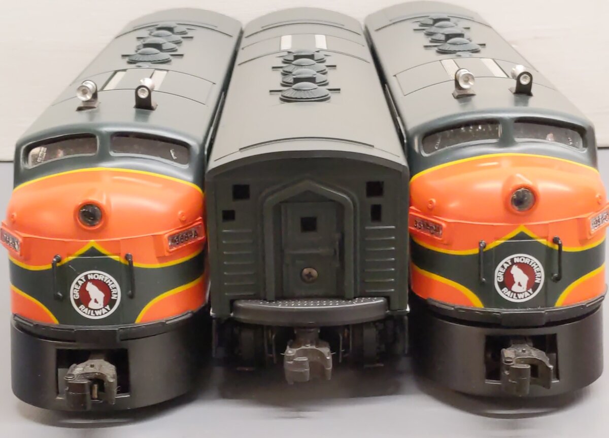 Lionel 6-11724 O Gauge Great Northern F3 ABA Diesel Locomotive Set (Set of 3) EX/Box