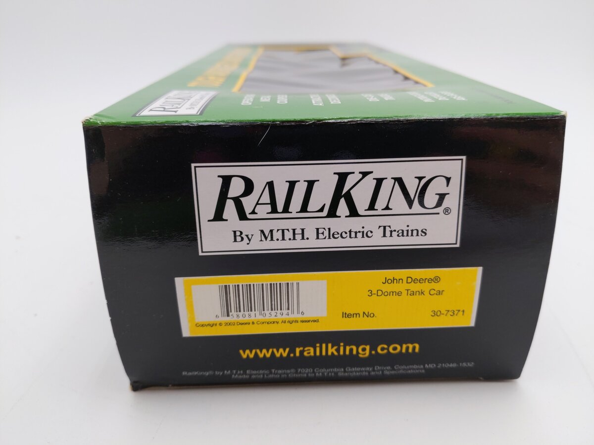 MTH 30-7371 O Gauge John Deere 3-Dome Tank Car LN/Box
