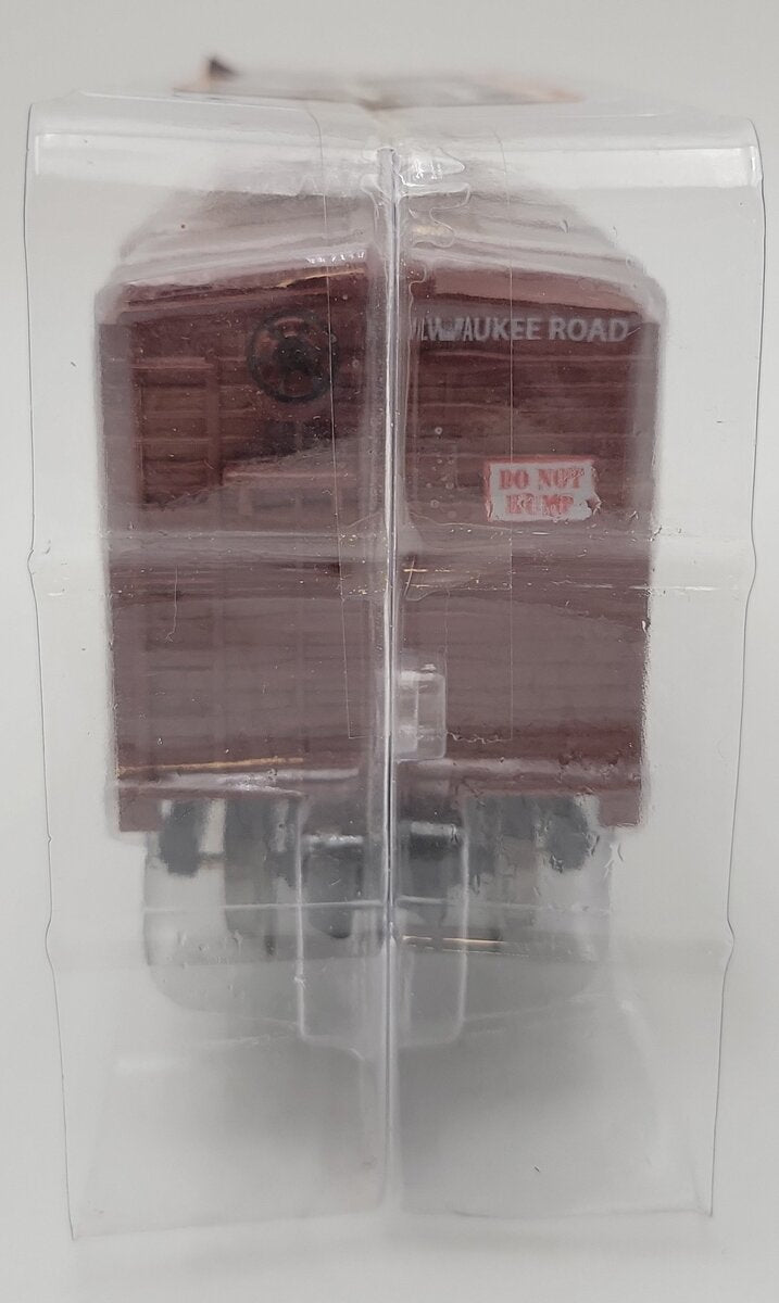 Menards 279-2654 O Scale Milwaukee Road Boxcar MT/Box