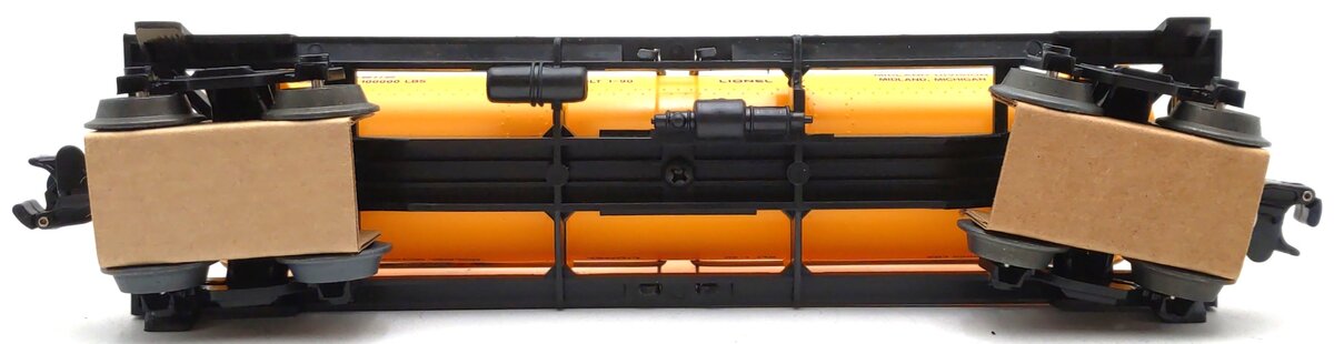 Lionel 6-16112 O Gauge Dow Chemical 3-Dome Tank Car LN/Box
