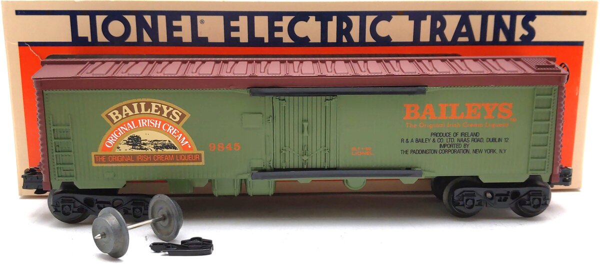 Lionel 6-9845 O Gauge Baileys Irish Cream Billboard Reefer Car #9845 VG/Box