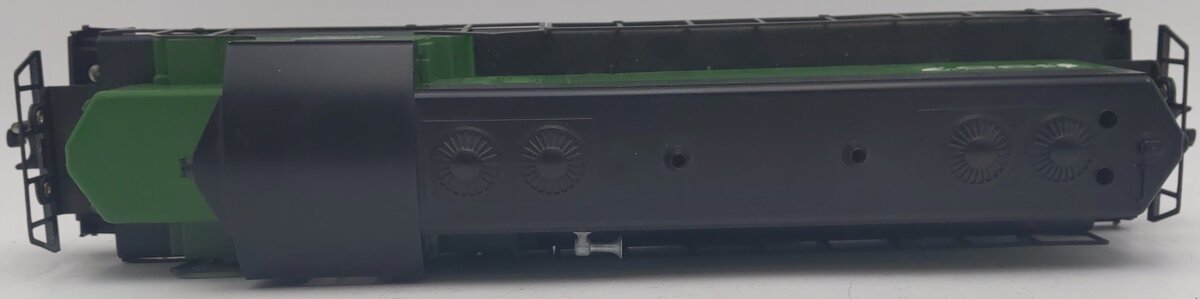 Lionel 6-8957 O Burlington Northern GP-20 Powered Diesel Locomotive EX/Box
