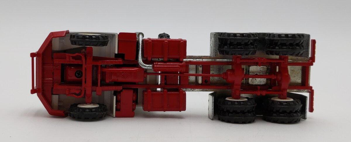 Conrad 1:50 Scale Volvo NL12 Diecast Tractor Unit VG/Box