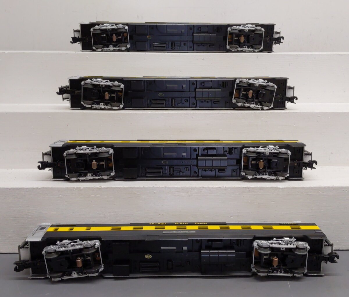Atlas 3001596S O Nickel Plate Road 70' Streamline Passenger Sleeper Set (3 Rail) NIB