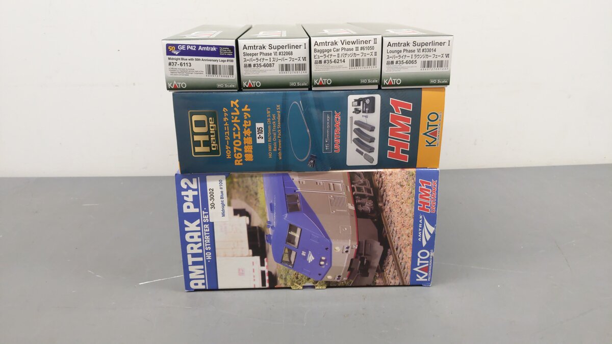 Kato 30-3002 HO Amtrak Midnight Blue P42 Starter Set #100 LN/Box