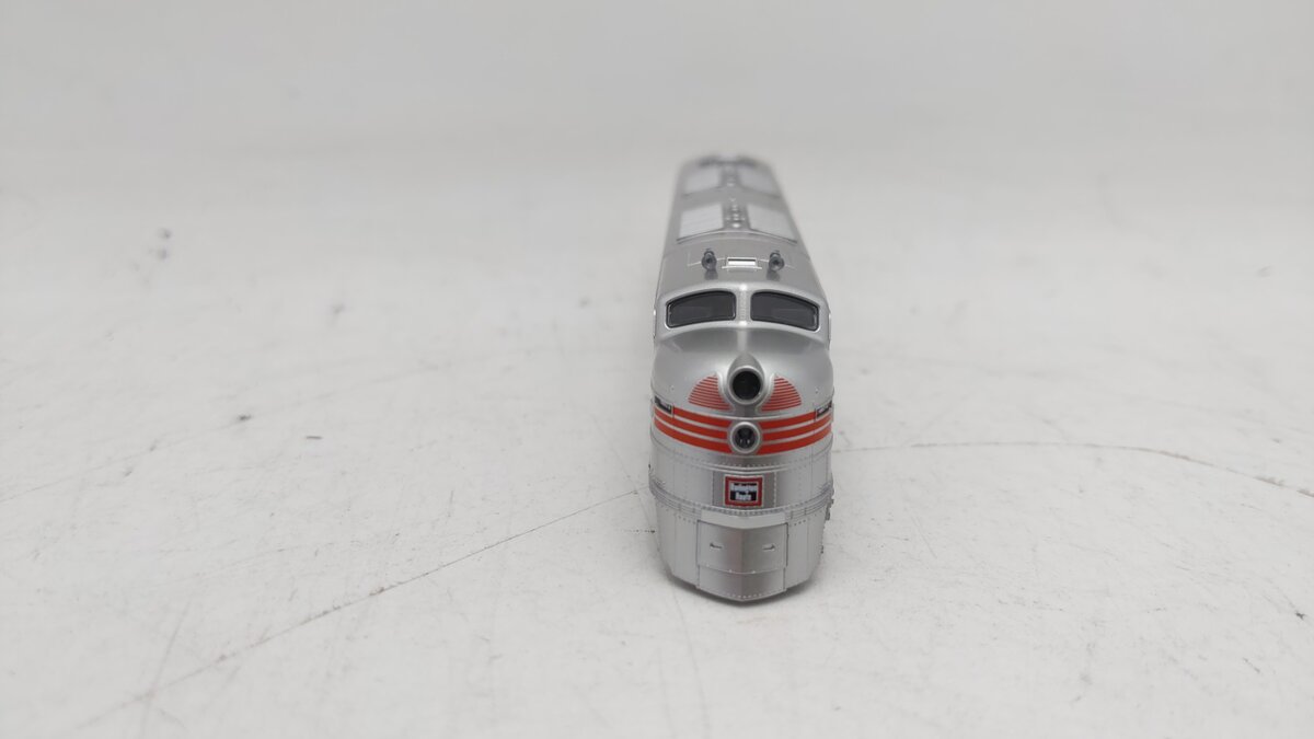 Kato 176-5404 N Chicago Burlington & Quincy EMD E5A Diesel Locomotive #9912A  LN/Box