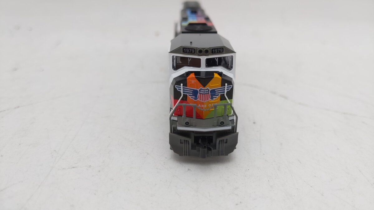 Kato 176-1979 N UP "We Are One" EMD SD70M Flat Radiator Diesel Locomotive #1979 LN/Box