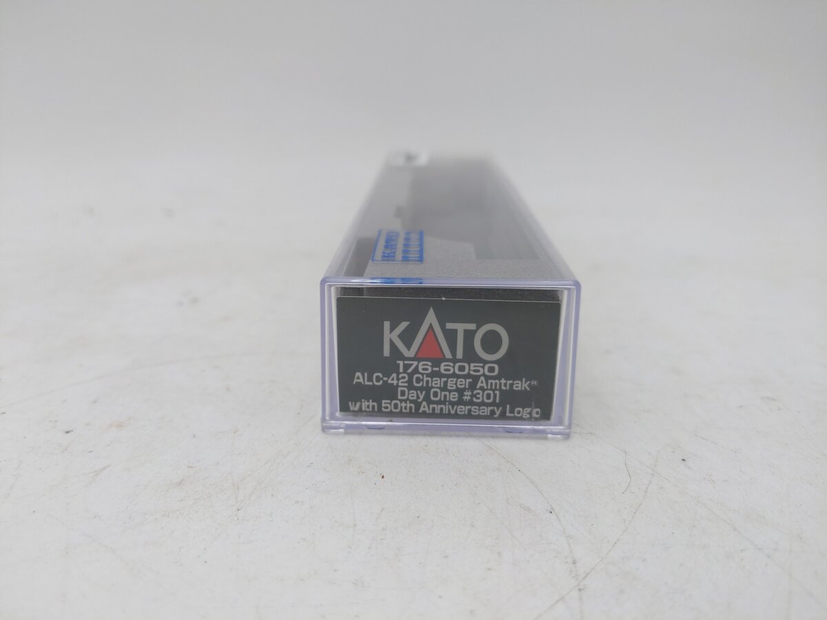 Kato 176-6050 N Scale Amtrak Day One ALC-42 Charger Diesel Locomotive #301 LN/Box