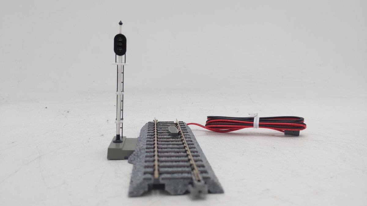 Kato 2-601 HO Scale 4-7/8" Automatic Three-Color Block Signal UniTrack LN/Box
