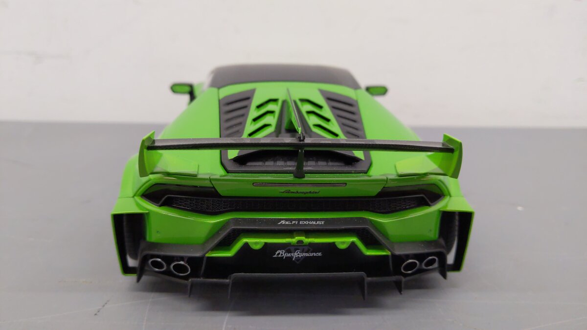 Autoart 79128 Lamborghini Huracan GT Pearl Green LN/Box