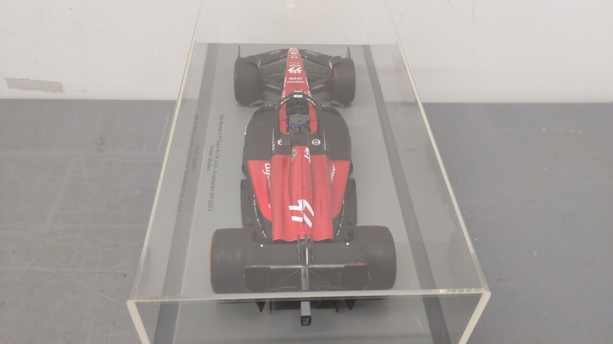 Spark 18S878 Alfa Romeo F1 Team Kick C43 Australian GP 2023 LN/Box