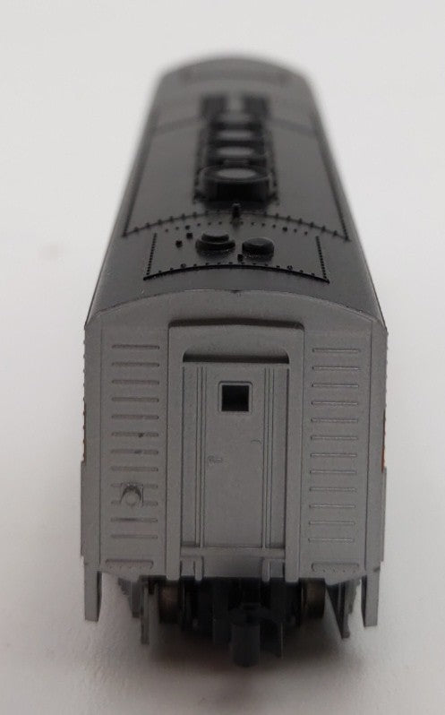 Kato 176-1208 N Scale Western Pacific F3B Unit Diesel Locomotive w/ DCC LN/Box
