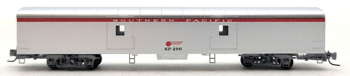 Micro-Trains 55300070 Z Scale Southern Pacific Baggage Car #296