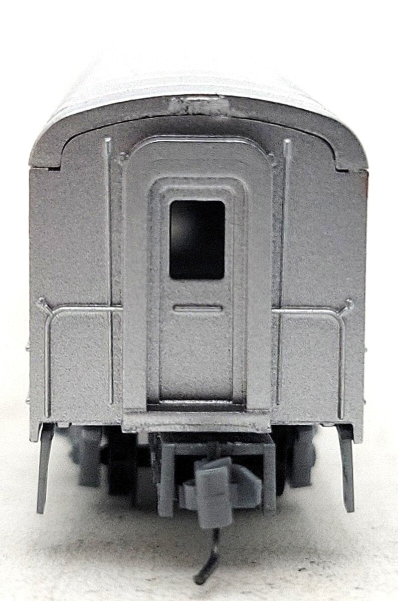 Micro-Trains 55300070 Z Scale Southern Pacific Baggage Car #296