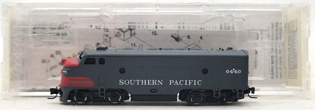 MicroTrains 98001170 Z Southern Pacific EMD F7A Diesel Locomotive #6440 LN/Box