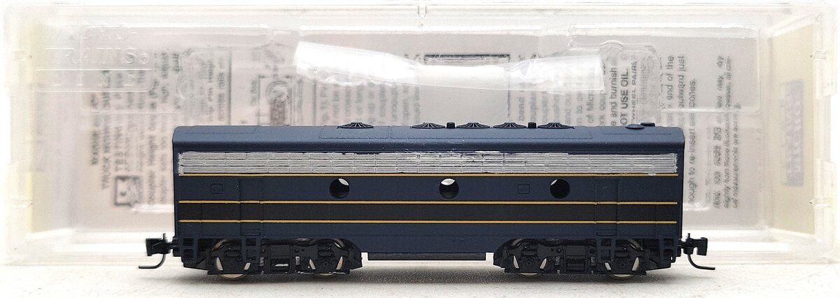 Micro-Trains 98012130 Z Baltimore & Ohio F7 B-Unit Dummy Diesel Locomotive/Box
