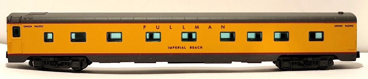 American Z-Line 73008-3 Z Scale Union Pacific "Imperial Beach" Sleeper 4-4-2 LN/Box