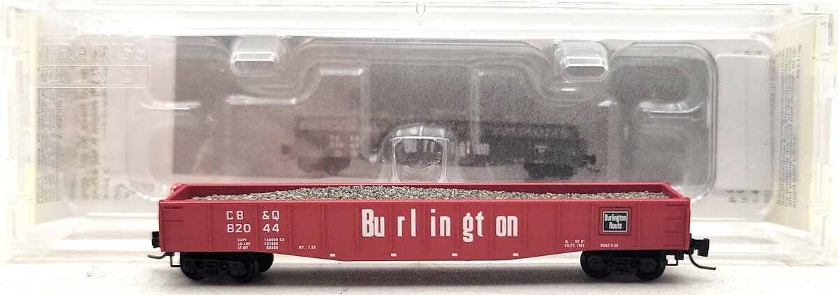 Micro-Trains 52200161 Z CB&Q 50' Fishbelly Sides Gondola w/Gravel Load #82044 LN/Box