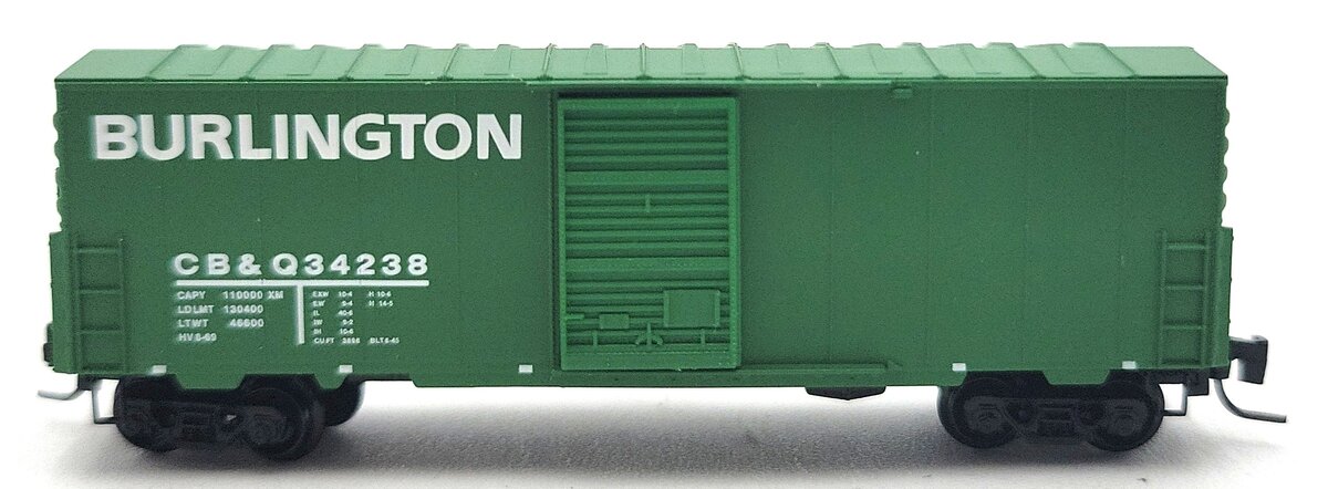 Micro-Trains 50300062 CB&Q 40' Standard Boxcar #34238 LN/Box