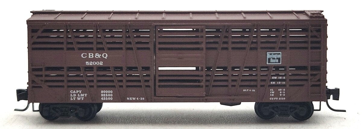 MicroTrains 13809-2 Z Scale Chicago Burlington & Quincy Stock Car #52002 LN/Box