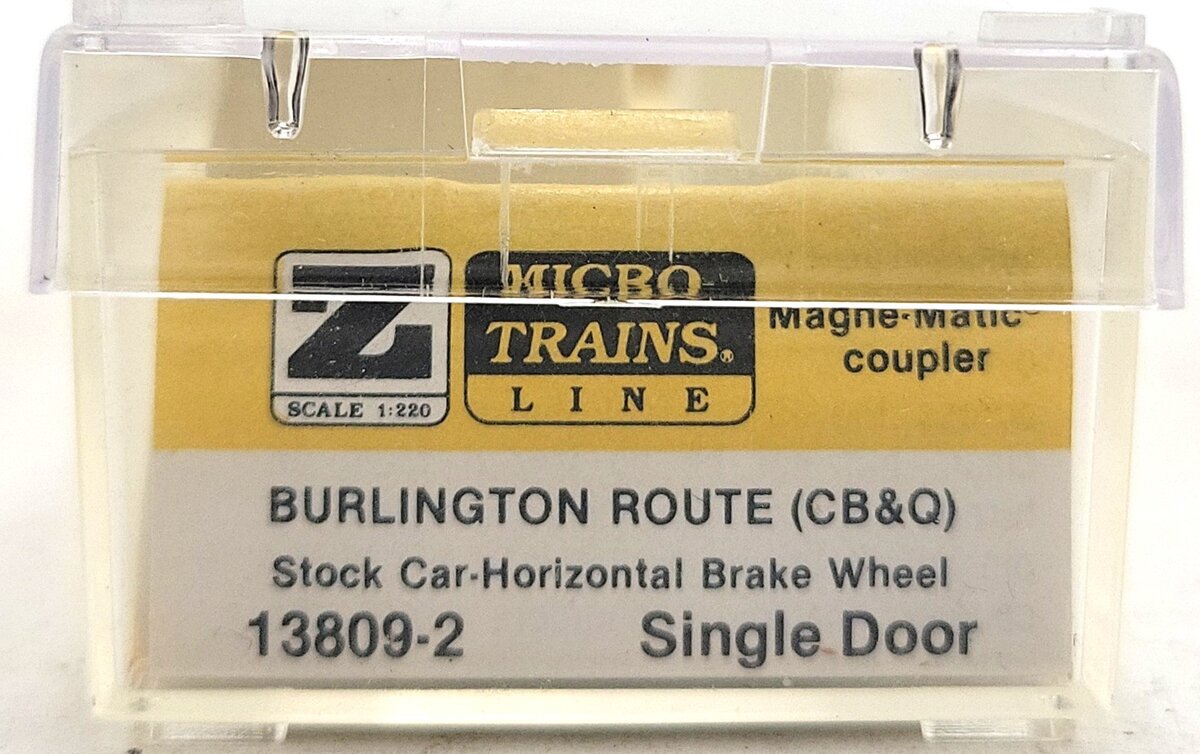 MicroTrains 13809-2 Z Scale Chicago Burlington & Quincy Stock Car #52002 LN/Box