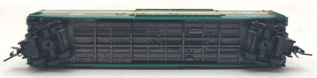 Micro-Trains 50700370 Z CB&Q 50' Standard Plug Door Boxcar #79468 LN/Box