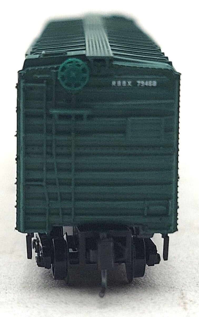 Micro-Trains 50700370 Z CB&Q 50' Standard Plug Door Boxcar #79468 LN/Box