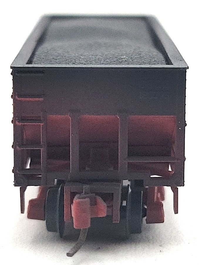 Micro-Trains 53450030 Z Scale Weathered CBQ 33' Twin Bay Hopper w/ Load #189275 LN/Box