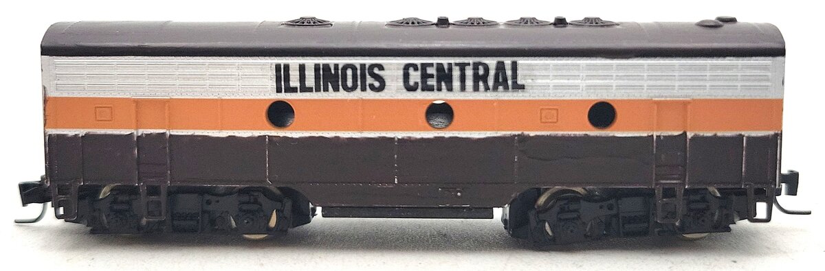 Micro-Trains 98012060 Z Custom IC F7 B-Unit Dummy Diesel Locomotive/Box