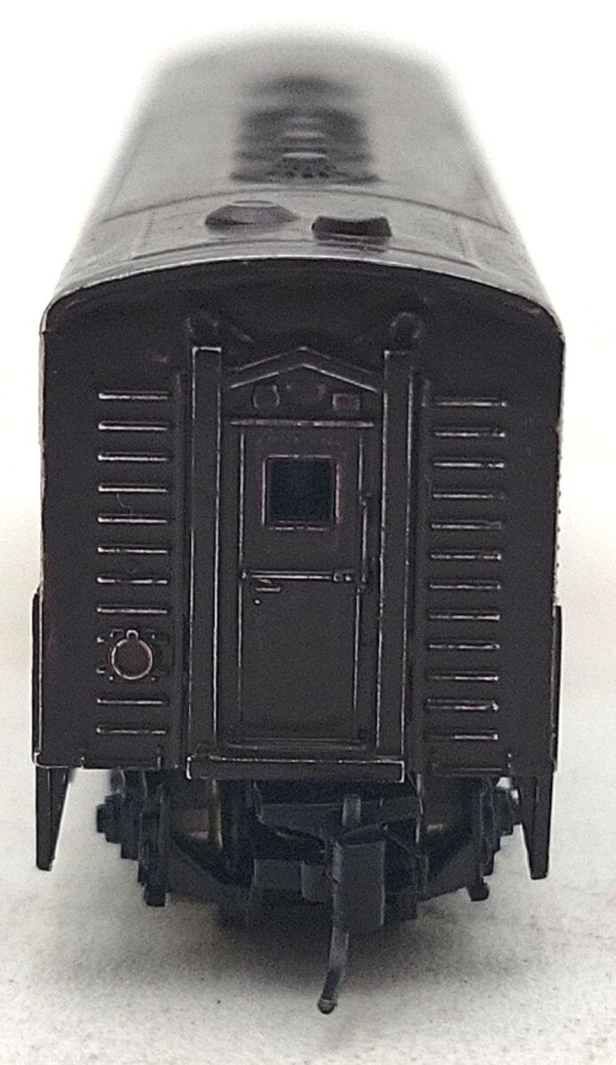 Micro-Trains 98012060 Z Custom IC F7 B-Unit Dummy Diesel Locomotive/Box