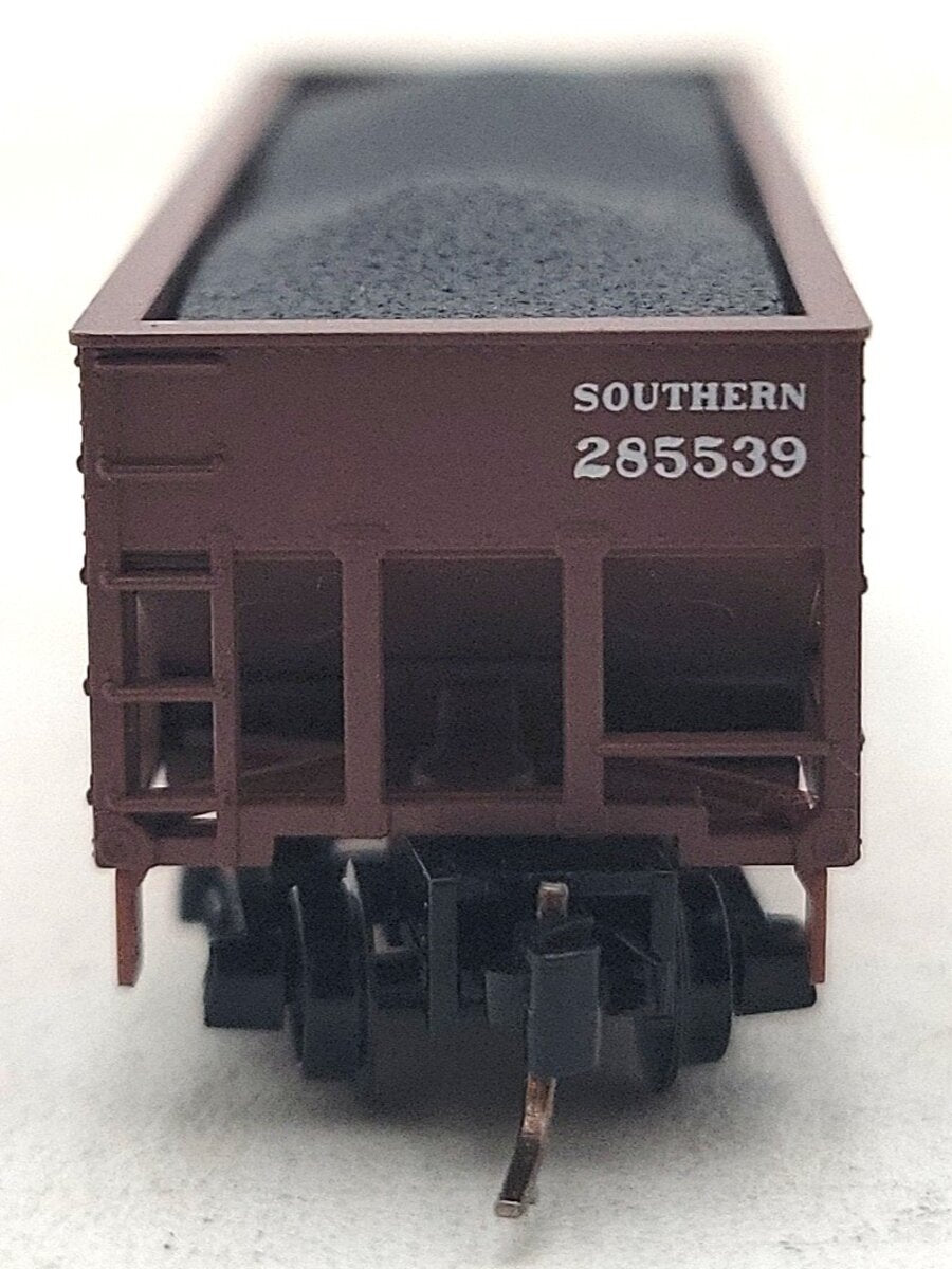 Micro-Trains 53351120 Z Scale Southern 33' Twin Bay Hopper #285539 LN/Box