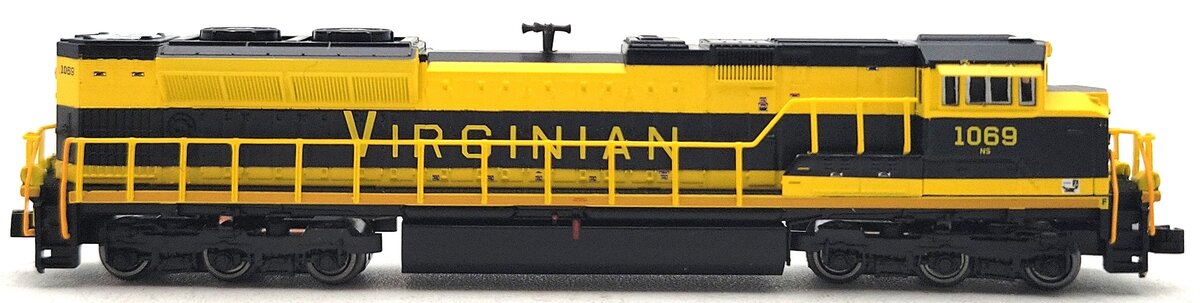 American Z-Line 63110-8 Z Scale NS-Heritage-Virginian SD70ACe Diesel Loco #1069 LN/Box
