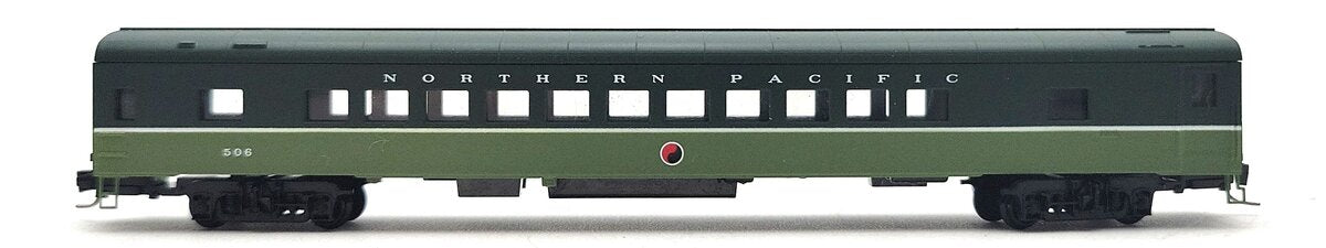 MicroTrains 55200120 Z Northern Pacific Smooth-Side Coach - Ready to Run LN/Box