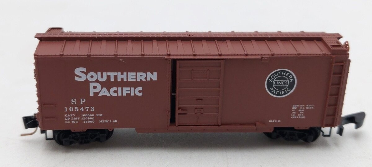 Micro-Trains 14102 N Scale Southern Pacific 40' Standard Boxcar #105473 LN/Box